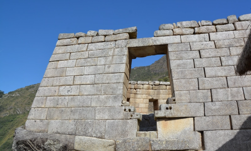 Détail de la maçonnerie inca, pierres parfaitement ajustées, architecture inca Machu Picchu